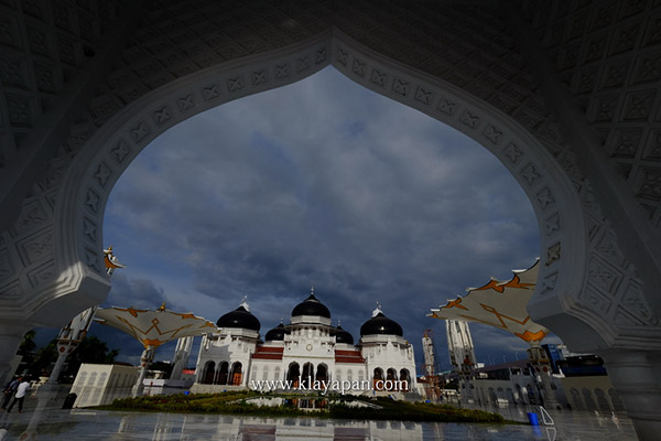 masjid baiturrahman banda aceh