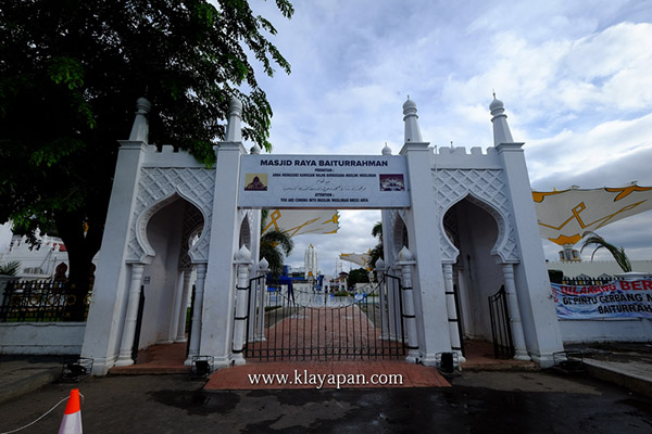 masjid baiturrahman banda aceh