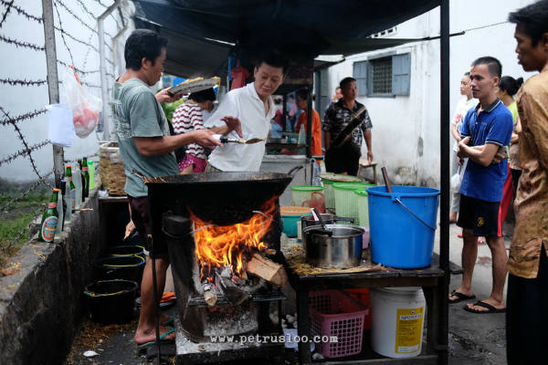 mie goreng, mie goyang, mie kidal, kuliner legenda, kuliner legenda siantar, legenda kuliner, tahu lontong, tahu goreng