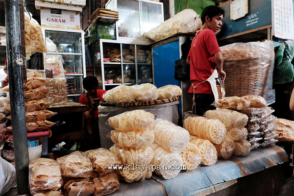 wisata pasar di pasar gede hardjonegoro, pasar gede hardjonegoro, wisata pasar di solo, pasar gede hardjonegoro solo, pasar di solo