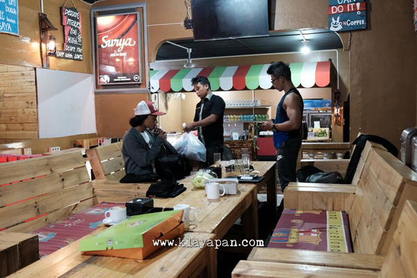 lov's café
