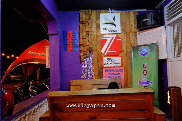 lov's café