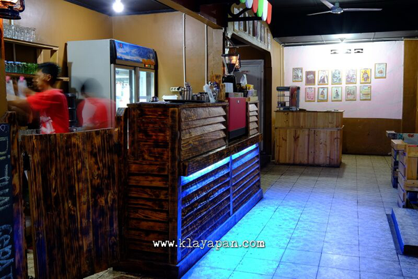 lov's café