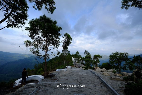 wisata menara tele, wisata menara tele sumatera utara, wisata menara tele sumut, wisata menara tele samosir, wisata menara tele danau toba, menara tele, menara tele sumatera utara, menara tele sumut, menara tele samosir, menara tele danau toba, deskripsi tentang menara tele, sejarah menara tele, rute medan ke menara pandang tele, jalan menuju tele samosir, jarak medan ke tele samosir, jalan tele pangururan, jalur tele samosir, tele samosir island, jarak tele ke pangururan