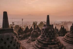 pendidikan, pelatihan, museum, situs sejarah, kebudayaan, heritage, objek wisata, destinasi wisata, rekreasi, aktivitas edukatif, pembelajaran, kegiatan keluarga, perjalanan pendidikan, pengetahuan, wisata sejarah dan budaya, destinasi wisata edukatif di indonesia untuk keluarga, wisata edukatif di indonesia yang menarik untuk pelajar, pentingnya wisata edukatif dalam mempelajari sejarah dan budaya indonesia, manfaat dari mengunjungi museum dan situs sejarah sebagai wisata edukatif, cara merencanakan perjalanan wisata edukatif yang efektif dan efisien, mengintegrasikan pembelajaran di kelas dengan wisata edukatif di indonesia, program edukatif yang ditawarkan di museum dan situs sejarah di indonesia, wisata edukatif di indonesia sebagai upaya pelestarian sejarah dan budaya, meningkatkan kesadaran dan penghargaan terhadap keanekaragaman budaya melalui wisata edukatif, menggabungkan rekreasi dan pembelajaran melalui wisata edukatif di indonesia, wisata edukatif