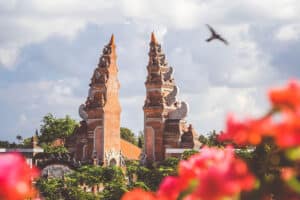 pendidikan, pelatihan, museum, situs sejarah, kebudayaan, heritage, objek wisata, destinasi wisata, rekreasi, aktivitas edukatif, pembelajaran, kegiatan keluarga, perjalanan pendidikan, pengetahuan, wisata sejarah dan budaya, destinasi wisata edukatif di indonesia untuk keluarga, wisata edukatif di indonesia yang menarik untuk pelajar, pentingnya wisata edukatif dalam mempelajari sejarah dan budaya indonesia, manfaat dari mengunjungi museum dan situs sejarah sebagai wisata edukatif, cara merencanakan perjalanan wisata edukatif yang efektif dan efisien, mengintegrasikan pembelajaran di kelas dengan wisata edukatif di indonesia, program edukatif yang ditawarkan di museum dan situs sejarah di indonesia, wisata edukatif di indonesia sebagai upaya pelestarian sejarah dan budaya, meningkatkan kesadaran dan penghargaan terhadap keanekaragaman budaya melalui wisata edukatif, menggabungkan rekreasi dan pembelajaran melalui wisata edukatif di indonesia, wisata edukatif