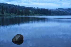 Wisata Danau Lau Kawar, Danau Lau Kawar Sumatera Utara, Keindahan Danau Lau Kawar, Liburan ke Danau Lau Kawar, Destinasi Wisata Danau Lau Kawar, Tempat Wisata Alam Danau Lau Kawar, Danau Lau Kawar, Wisata Terbaru di Sumatera Utara, Danau Lau Kawar untuk Melepaskan Stress, Tempat Wisata Yang Menyegarkan, Wisata Alam Danau Lau Kawar untuk Berkumpul Bersama Keluarga