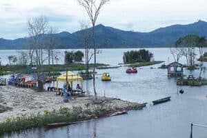 wisata danau sumatera utara, sumatera utara, danau siais, danau toba, danau sumatera utara, sumatera utara, destinasi wisata, klayapan