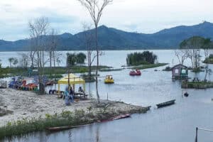 wisata danau sumatera utara, sumatera utara, danau siais, danau toba, danau sumatera utara, sumatera utara, destinasi wisata, klayapan