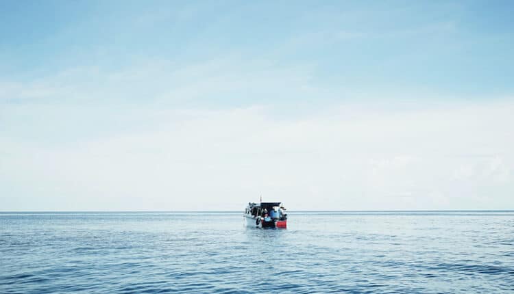 derawan, pulau derawan, kepulauan derawan, pantai derawan, pulau derawan berau, biaya ke pulau derawan, derawan dimana, derawan kalimantan, pulau derawan kalimantan timur, pulau berau, wisata pulau derawan, paket wisata derawanpulau kakaban, pulau sangalaki, pulau maratua