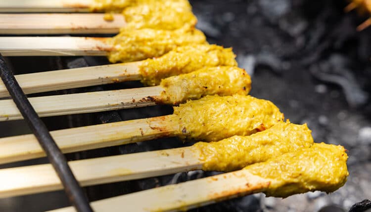 Restoran Kuliner Bali, Makanan Tradisional Bali, Resep Masakan Bali, Kuliner Halal Bali, Warung Makan Khas Bali, Wisata Kuliner Bali Utara, Hidangan Vegetarian Bali, Kuliner Bali Terkenal, Tempat Makan Romantis di Bali, Kuliner Bali Instagramable